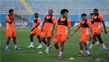20 لاعبًا في قائمة بيراميدز استعدادا للمصري
