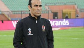 سيد عبدالحفيظ مدير الكرة بالنادي الأهلي