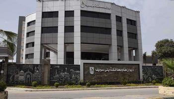 غلق الكوبري العلوي لنقل خط المياه ببنى سويف فجرا