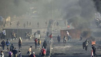 اشتباكات بين المتظاهرين وقوات الأمن في العراق