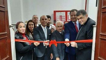بنك القاهرة يتبرع بجهازين لعلاج أورام الصدر لصالح مستشفي القصر العيني