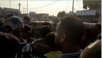 لحظة اعتقال الناشط ضرغام ماجد من قبل الأجهزة الأمنية العراقية في مدينة الحلة