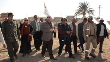 محافظ بني سويف يتابع معسكر مجابهة الأزمات 