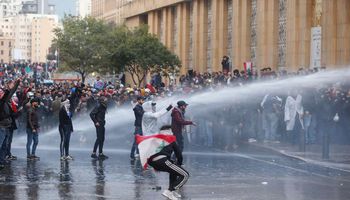 مواجهات بين قوات الأمن اللبنانية والمحتجين