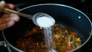 التخلص من الملح الزائد في الطعام