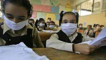 انتشار فيروس كورونا بين طلاب 