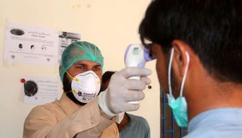 تسجيل أول إصابتين بفيروس كورونا المستجد في باكستان (Reuters )