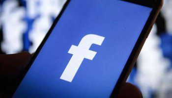 "فيسبوك" تحذف حسابات على صلة بالاستخبارات الروسية