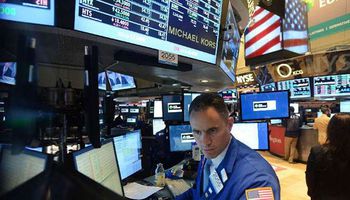مؤشرات الأسهم الأمريكية تغلق على ارتفاع ببورصة وول ستريت