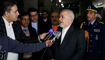وزير الخارجية الإيراني، محمد جواد ظريف (REUTERS )