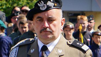 إصابة القائد العام للجيش البولندي بفيروس كورونا