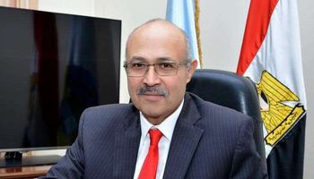 الدكتور عماد عتمان