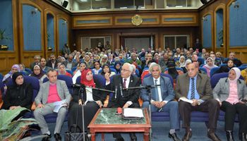 تحقيق الرضا الوظيفى للمعلم 