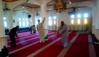تعقيم مساجد الإسكندرية لمنع انتشار كورونا
