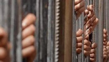حبس 4 شباب لاتهامهم بتصوير المارة على برنامج تيك توك