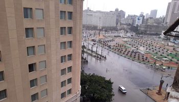 سقوط أمطار وسيولة مرورية على القاهرة والجيزة