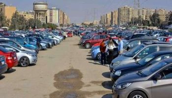 غلق سوق السيارات بمدينة نصر بمحافظة القاهرة بسبب كورونا 