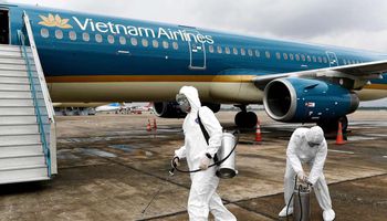 فيتنام تعلن حظرًا لمدة شهر على دخول المسافرين الأجانب