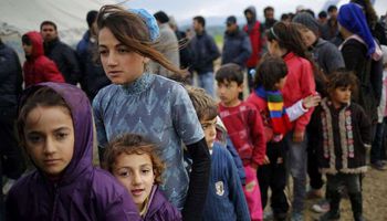 لاجئون على الحدود اليونانية المقدونية، 2016 (REUTERS )