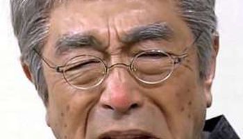 وفاة الممثل الكوميدي الياباني كين شيمورا متأثرا بإصابته بفيروس كورونا