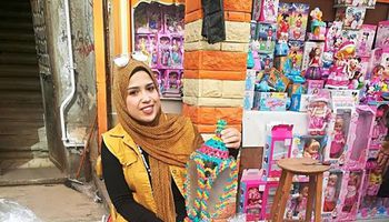 اسراء تتحدى تجار الفوانيس باسعار منخفضة للفوانيس الخرز