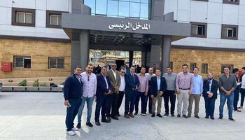 زيارة الأطباء لمستشفى العزل في كفر الشيخ