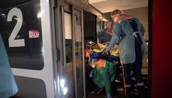 قطارات فرنسا لرعاية مصابي كورونا