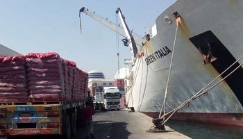 نشاط في أعمال الشحن والتفريغ بمينائي الإسكندرية والدخيلة