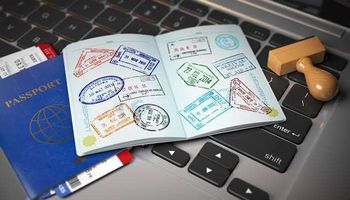 الإقامة في الإمارات 