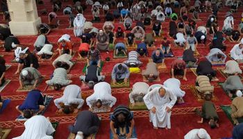 المسلمون افتقدوا الصلاة في المساجد 