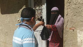  توزيع الأدوية والمُعقمات على المُخالطين لحالات "كورونا" بكفر الشيخ