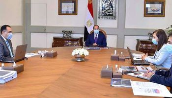 اجتماع السيسي مع رئيس صندوق مصر السيادي