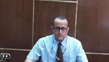 الدكتور علاء عطية عميد كلية الطب ورئيس مجلس إدارة مستشفيات أسيوط