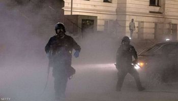 الغاز المسيل للدموع يهدد بانتشار كورونا