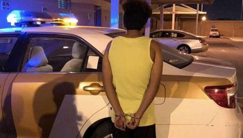 القبض على مقيم استغل قاصرات بمقاطع خادشة للحياء