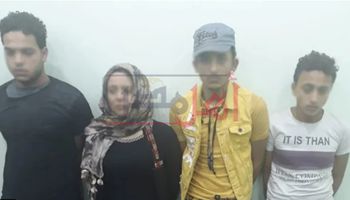 المتهمين 