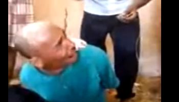 تعذيب عامل مصري في ليبيا