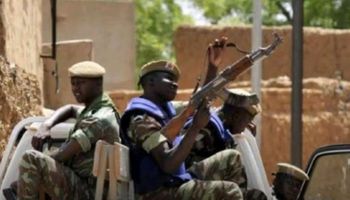 جنود في عملية مشتركة بين بوركينا فاسو وساحل العاج ضد جماعات متطرفة