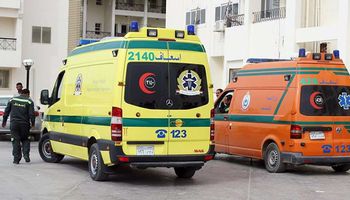 إصابة 6 طالبات ثانوية عامة في حادث بقنا..سيارات إسعاف