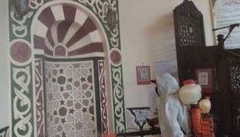 عبد الرازق تعقيم المساجد لمواجهة فيروس كورونا استعدادا استقبال المصلين السبت القادم بمطروح