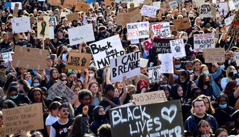 مظاهرات في العاصمة السويدية ستوكهولم تضامنا مع حملة "حياة السود مهمة"