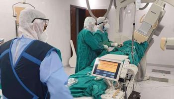 نجاح أول عملية قسطرة علاجية لقلب مريضة مصابة كورونا بمستشفى النصر التخصصي ببورسعيد