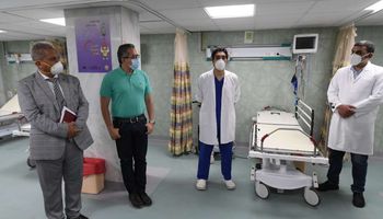 وزير السياحة يتفقد مستشفى العلمين