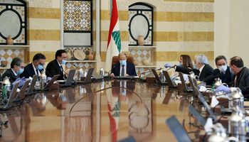 اجتماع للحكومة بحضور الرئيس اللبناني ميشال عون (أرشيفية)