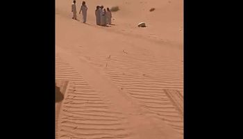 العثور على مفقود سعودي متوفى ساجدا في الصحراء