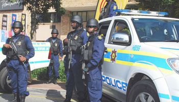 شرطة جنوب إفريقيا 