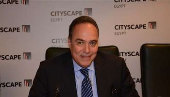  فتح الله فوزي رئيس الجمعية المصرية اللبنانية لرجال الأعمال