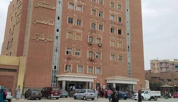 مستشفى ناصر المركزي 