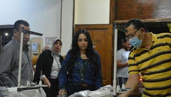 النائبة سعاد المصري تطلق مبادرة "حماية".. وتدشن المبادرة بـ"4 ماكينات خياطة 