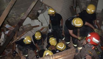 انهيار مبنى في جدة 